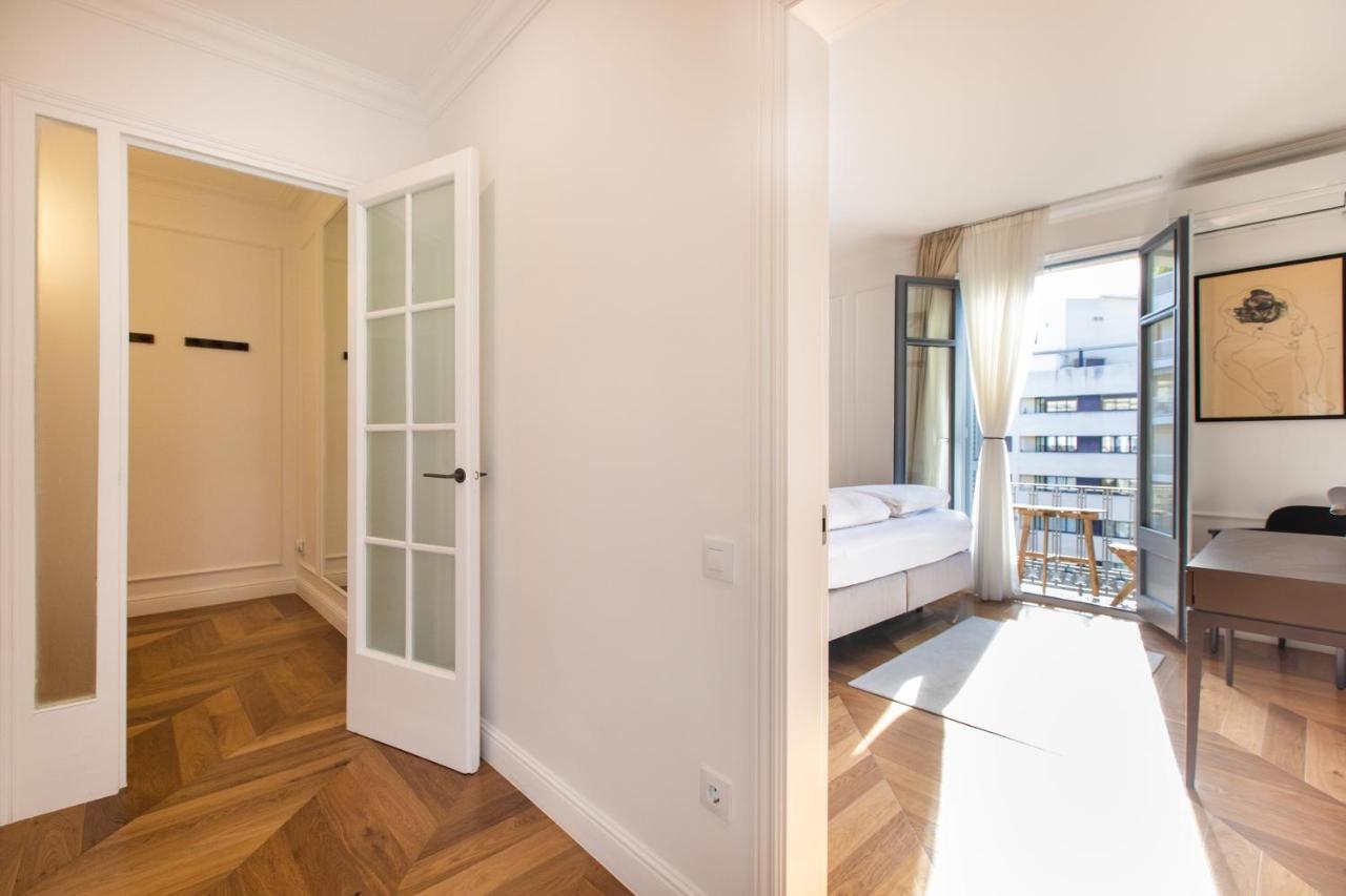 Majestic 4br/4bath In Sagrada Familia Area Appartement